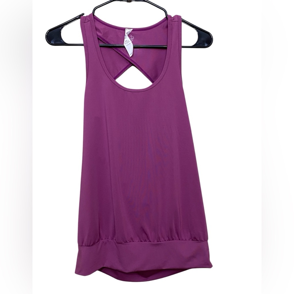 NWT Cozy Orange workout top purple w/cross straps & cutout flowy back  Sz XS